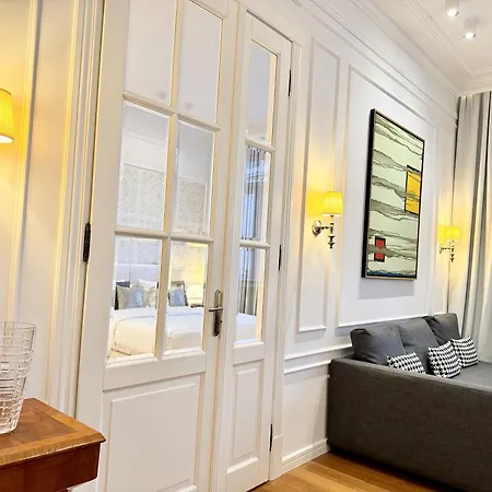 Mondrian Luxury Unesco Old Town Apart-hotel Varsóvia