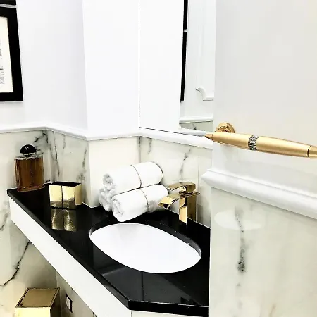 Mondrian Luxury Unesco Old Town Lejlighedshotel