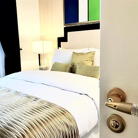 Mondrian Luxury Unesco Old Town Lejlighedshotel 4*