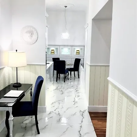 Mondrian Luxury Unesco Old Town Lejlighedshotel 4*