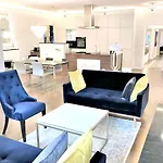 Mondrian Luxury Unesco Old Town Appart hôtel Varsovie