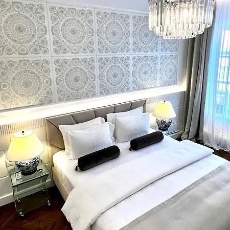 Mondrian Luxury Unesco Old Town 4* Warszawa