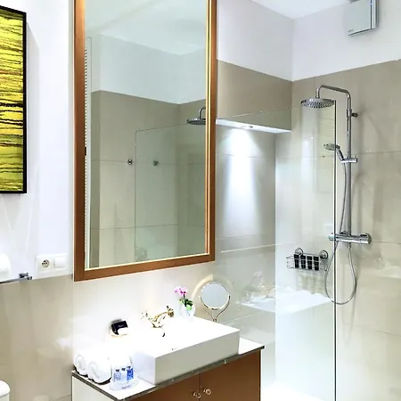 Mondrian Luxury Unesco Old Town Warschau