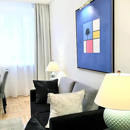 Mondrian Luxury Unesco Old Town Warsaw