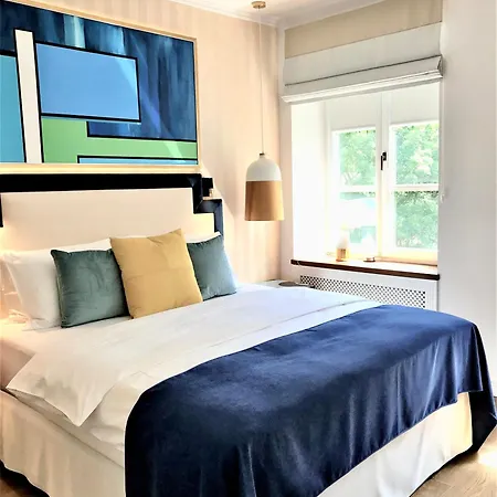 Mondrian Luxury Unesco Old Town Aparthotel Warschau