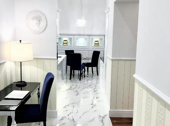 Mondrian Luxury Unesco Old Town Apart-hotel 4*