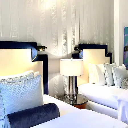 Apart-hotel Mondrian Luxury Unesco Old Town