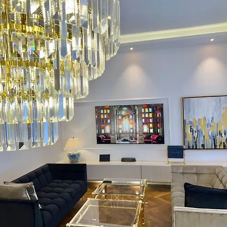 Mondrian Luxury Unesco Old Town 4* Varsóvia