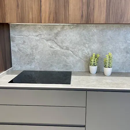 Mondrian Luxury Unesco Old Town Apart-hotel