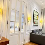 Mondrian Luxury Unesco Old Town شقة فندقية وارسو