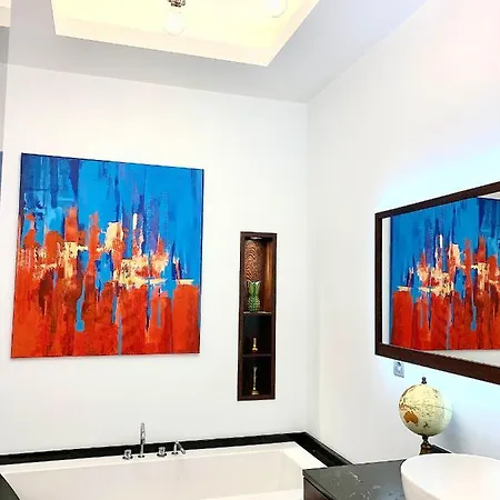 アパートホテル Mondrian Luxury Unesco Old Town *