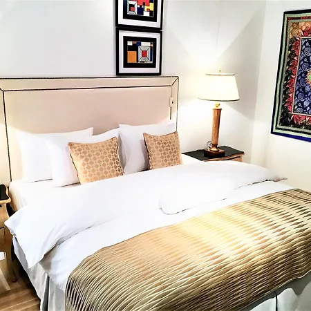 Mondrian Luxury Unesco Old Town 4* Warschau