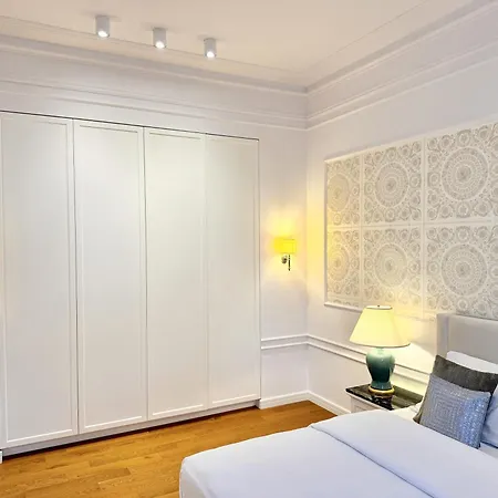 アパートホテル Mondrian Luxury Unesco Old Town *